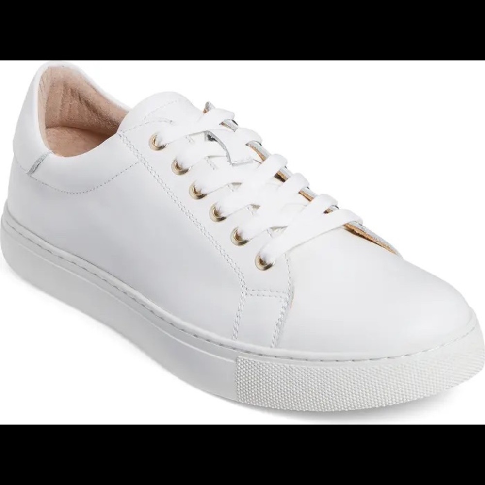 Jack Rogers 
White Rory Leather Sneaker Size 10